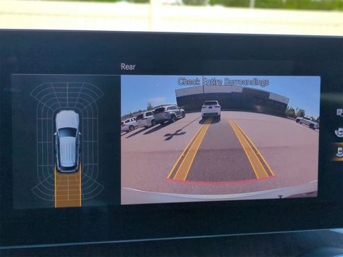 Used 2022 Mercedes-Benz GLC 300 4MATIC w/ Premium Package Lite image 28