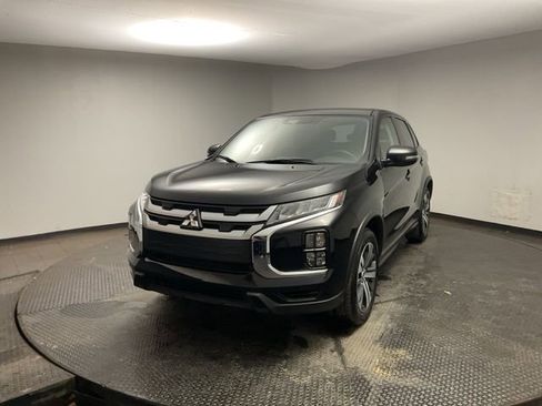 Used 2025 Mitsubishi Outlander Sport SE image 3