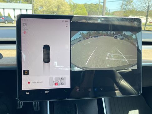 Used 2019 Tesla Model 3 image 12