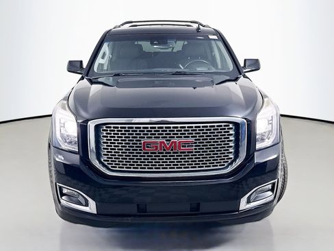 Used 2017 GMC Yukon Denali w/ Open Road Package RWD image 2