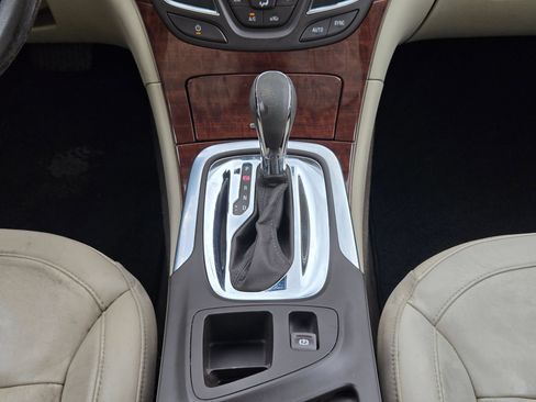Used 2016 Buick Regal Premium FWD image 19