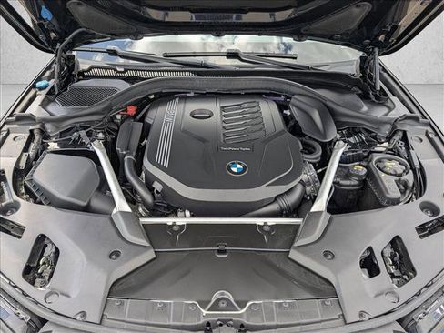Used 2021 BMW 540i w/ Premium Package image 23