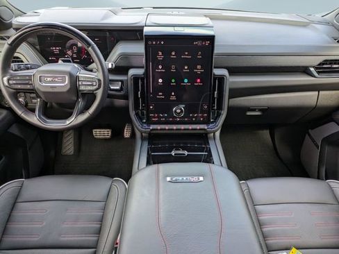 Used 2025 GMC Yukon XL AT4 Ultimate w/ LPO, Floor Liner Package AWD/4WD image 20