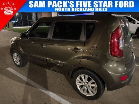Used 2012 Kia Soul + w/ Audio Pkg image 4