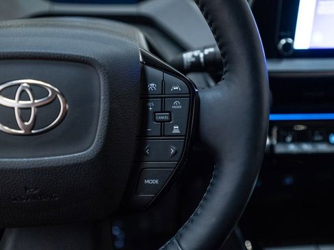 Used 2023 Toyota Prius XLE AWD/4WD image 20