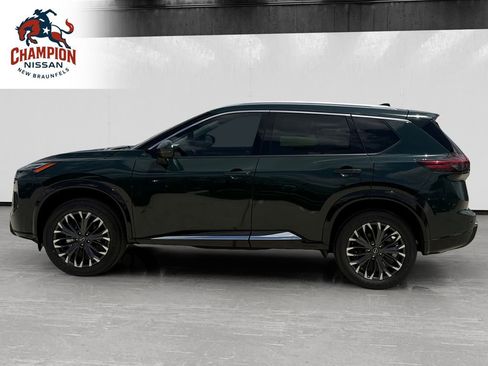 New 2026 Nissan Rogue Platinum AWD/4WD image 2