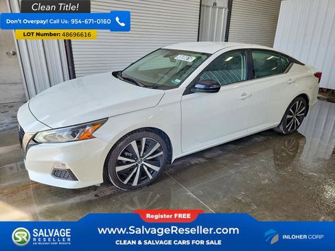 Used 2022 Nissan Altima 2.5 SR FWD image 1