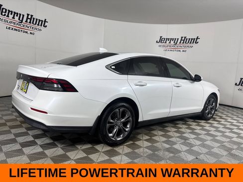 Used 2023 Honda Accord EX image 5