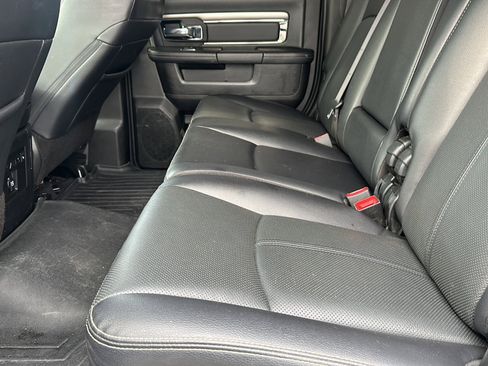 Used 2018 RAM 2500 Laramie w/ Sport Appearance Group image 18