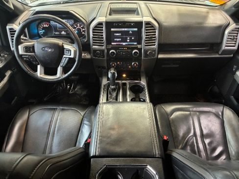 Used 2015 Ford F150 Platinum w/ Equipment Group 701A Luxury image 3