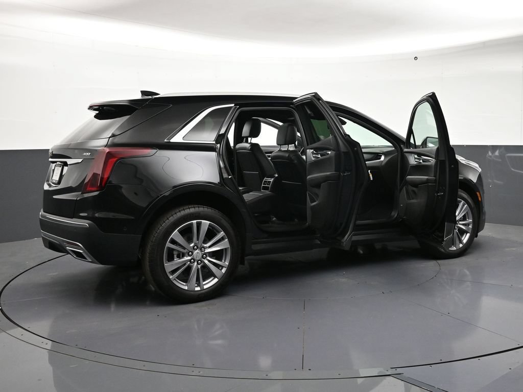 Used 2026 Cadillac XT5 Premium Luxury w/ Driver Assist Package AWD/4WD image 32