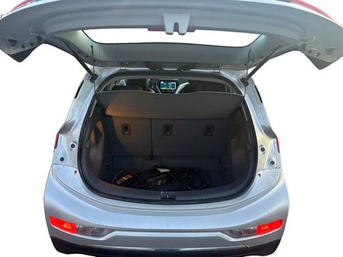 Used 2019 Chevrolet Bolt Premier w/ Infotainment Package image 19