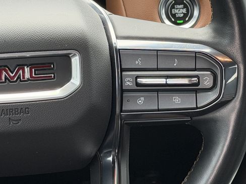 Used 2023 GMC Canyon AT4 w/ AT4 Premium Package AWD/4WD image 13
