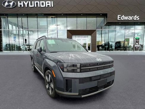 Used 2025 Hyundai Santa Fe Limited image 6