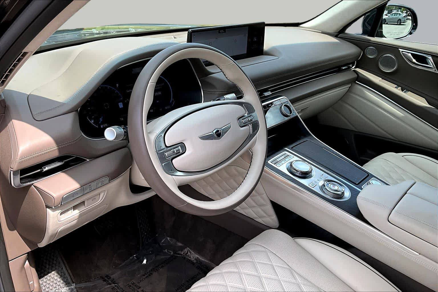 Used 2024 Genesis GV80 3.5T w/ Prestige Package AWD/4WD image 18