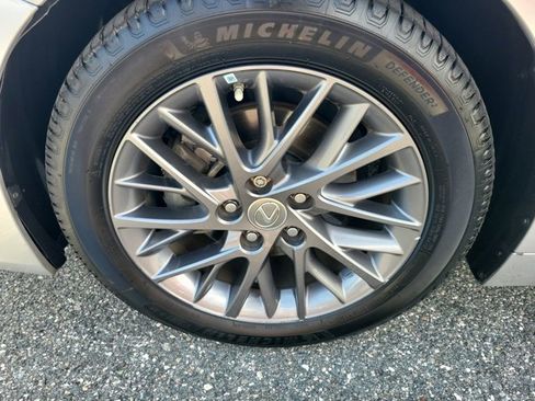 Used 2018 Lexus ES 350 w/ Premier Package image 17