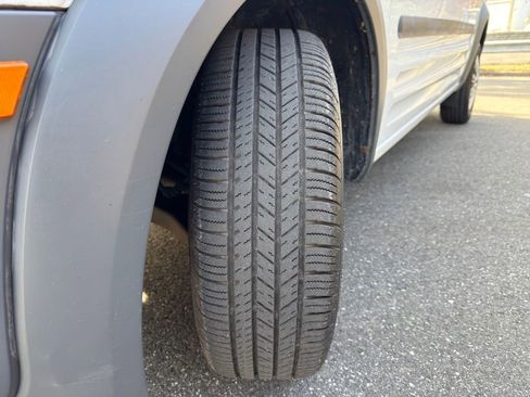 Used 2013 Ford Transit Connect XL image 28