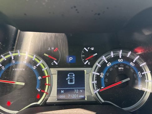 Used 2019 Toyota 4Runner TRD Off-Road Premium AWD/4WD image 13