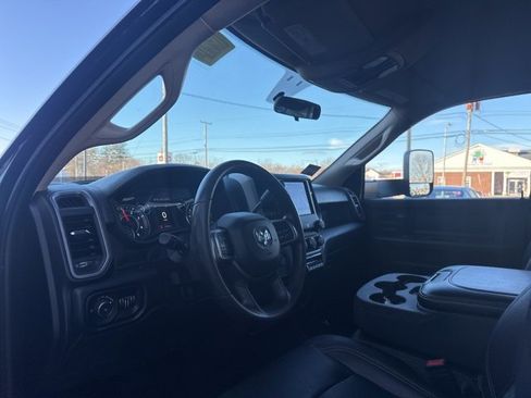 Used 2020 RAM 3500 Tradesman image 9