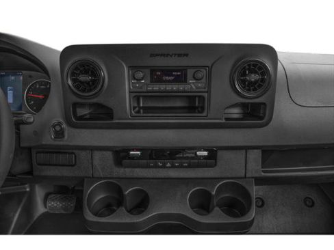Used 2023 Mercedes-Benz Sprinter 2500 image 9