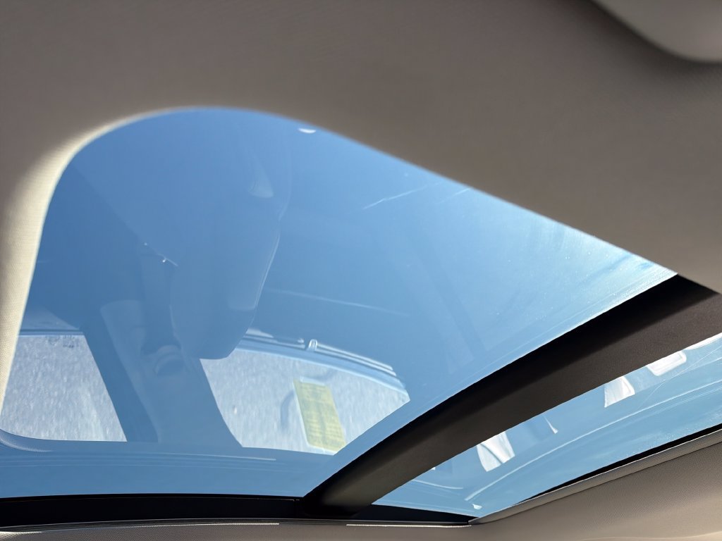 Used 2023 Hyundai Sonata Limited FWD image 21