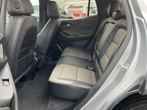 Used 2025 Chevrolet Equinox LT w/ Convenience Package II image 23