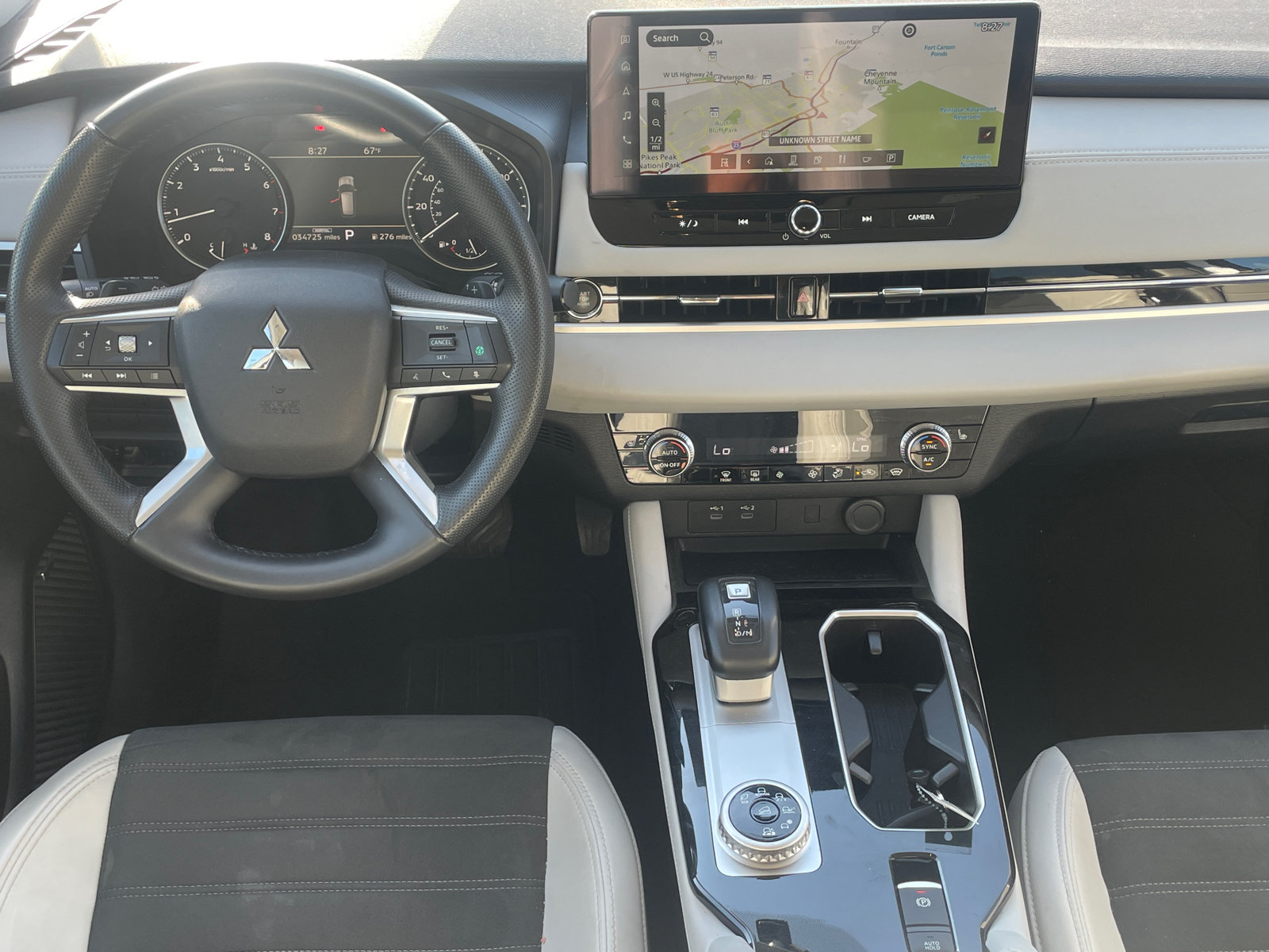 Used 2025 Mitsubishi Outlander SE AWD/4WD image 21