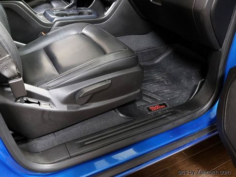 Used 2021 Chevrolet Colorado Z71 AWD/4WD image 36