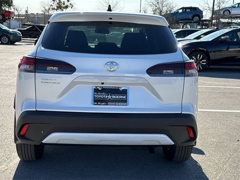 New 2026 Toyota Corolla Cross L image 7