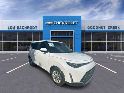 Used 2024 Kia Soul LX w/ Option Group 015