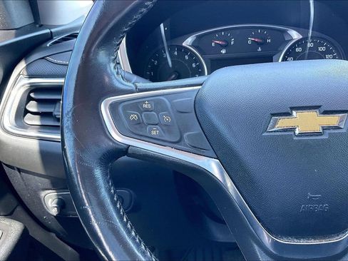 Used 2018 Chevrolet Equinox Premier FWD image 10