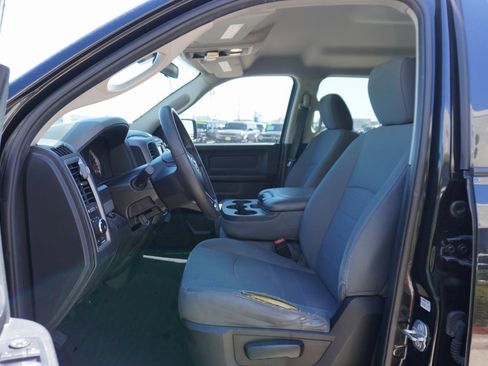 Used 2017 RAM 1500 Express image 7