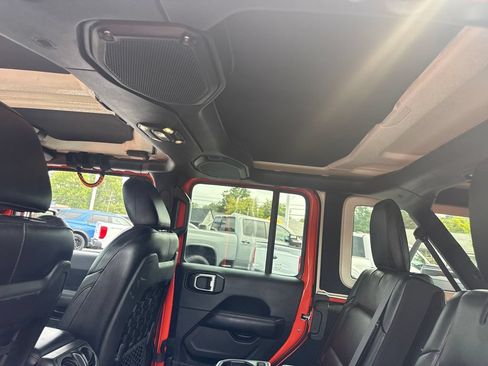 Used 2019 Jeep Wrangler Unlimited Rubicon AWD/4WD image 35