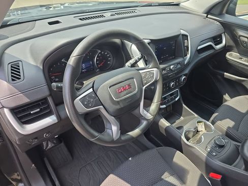 Used 2024 GMC Terrain SLE w/ Driver Convenience Package AWD/4WD image 15