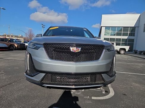 Used 2023 Cadillac XT6 Sport image 3