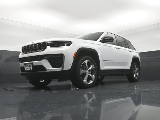 New 2026 Jeep Grand Cherokee Limited w/ Luxury Tech Group II AWD/4WD image 19