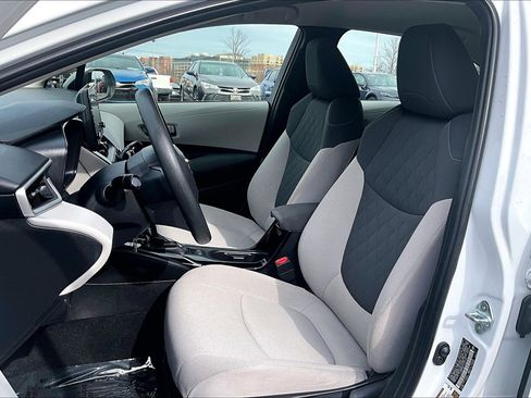 Used 2022 Toyota Corolla LE image 23
