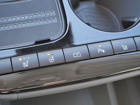 Certified 2025 Hyundai Ioniq 5 SEL image 29