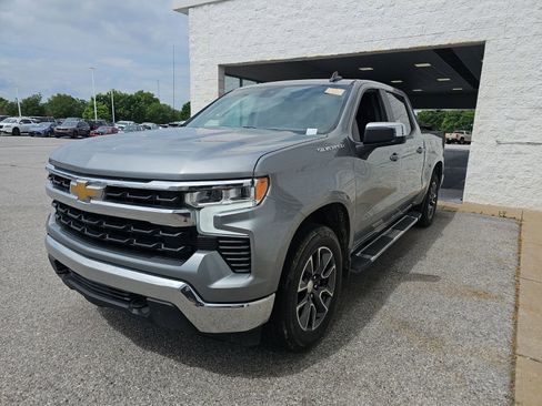 Used 2023 Chevrolet Silverado 1500 LT AWD/4WD image 1