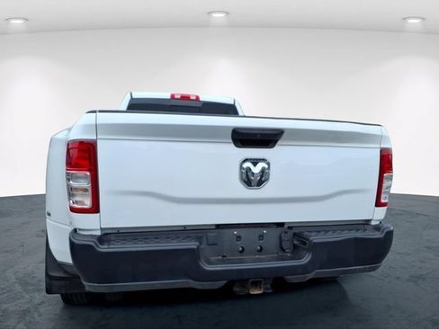 Used 2022 RAM 3500 Tradesman RWD image 15