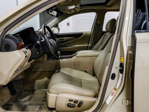 Used 2007 Lexus LS 460 RWD image 21