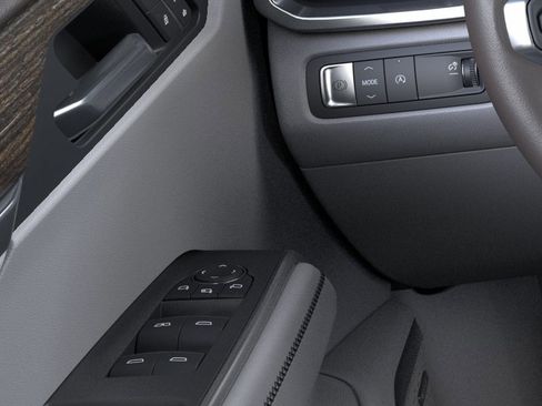 New 2026 GMC Acadia Denali FWD image 22