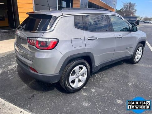 Used 2019 Jeep Compass Latitude image 19