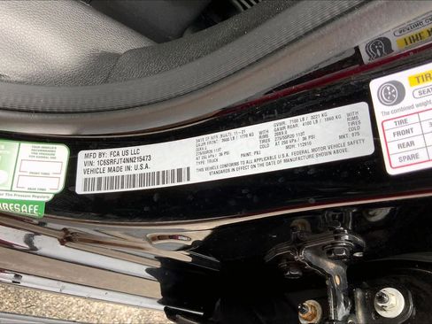 Used 2022 RAM 1500 Laramie w/ Sport Appearance Package AWD/4WD image 31
