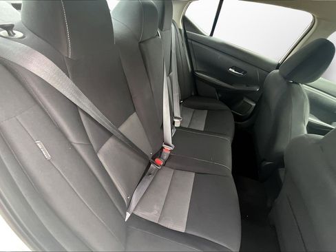 Used 2022 Nissan Sentra SV image 17