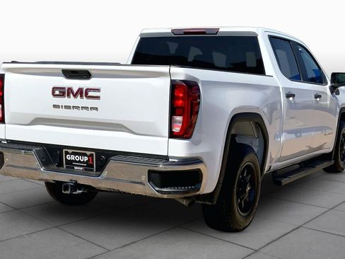Used 2020 GMC Sierra 1500 2WD Crew Cab w/ Sierra Value Package image 12