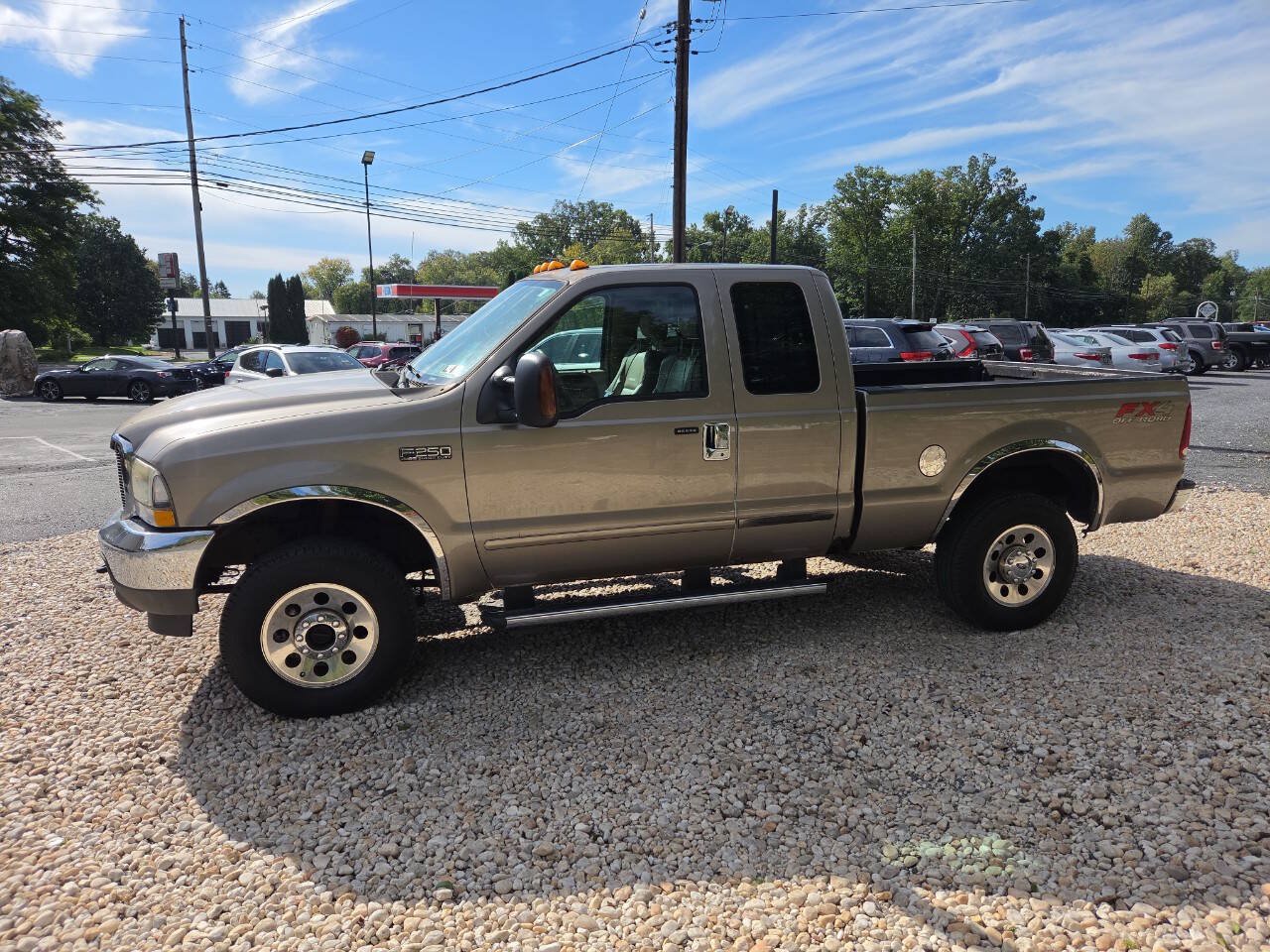 Used 2004 Ford F250 Lariat AWD/4WD image 3
