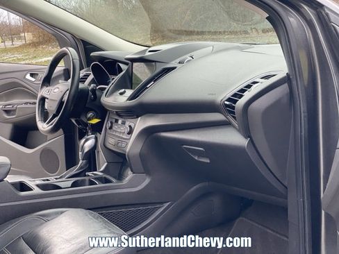 Used 2018 Ford Escape SEL image 17