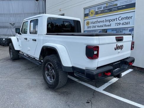 Used 2022 Jeep Gladiator Rubicon w/ LED Lighting Group AWD/4WD image 3