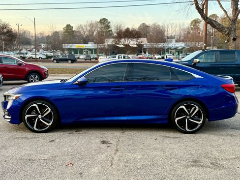 Used 2019 Honda Accord Sport image 8